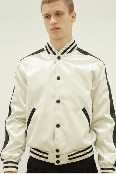 Look 3